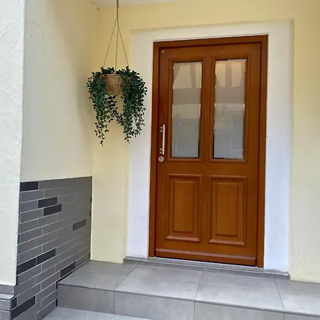 Mi Casita Kilian 公寓